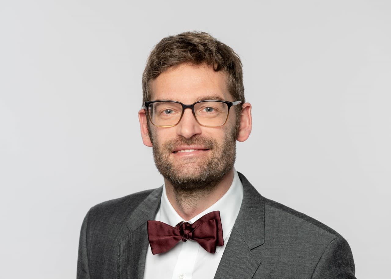 Portrait of Dr. Karsten Köhler